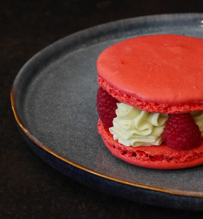 Macaron pistache et framboise