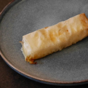 Croustillant au chèvre, miel et noix